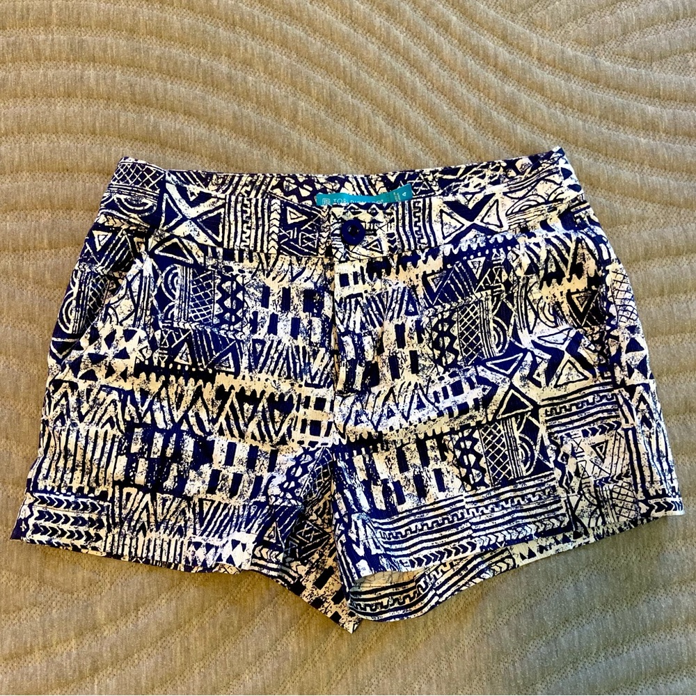 Tori Richard patterned shorts